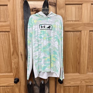 Under Armour BlacktipH Fish Pro Camo Mens SIZE LARGE