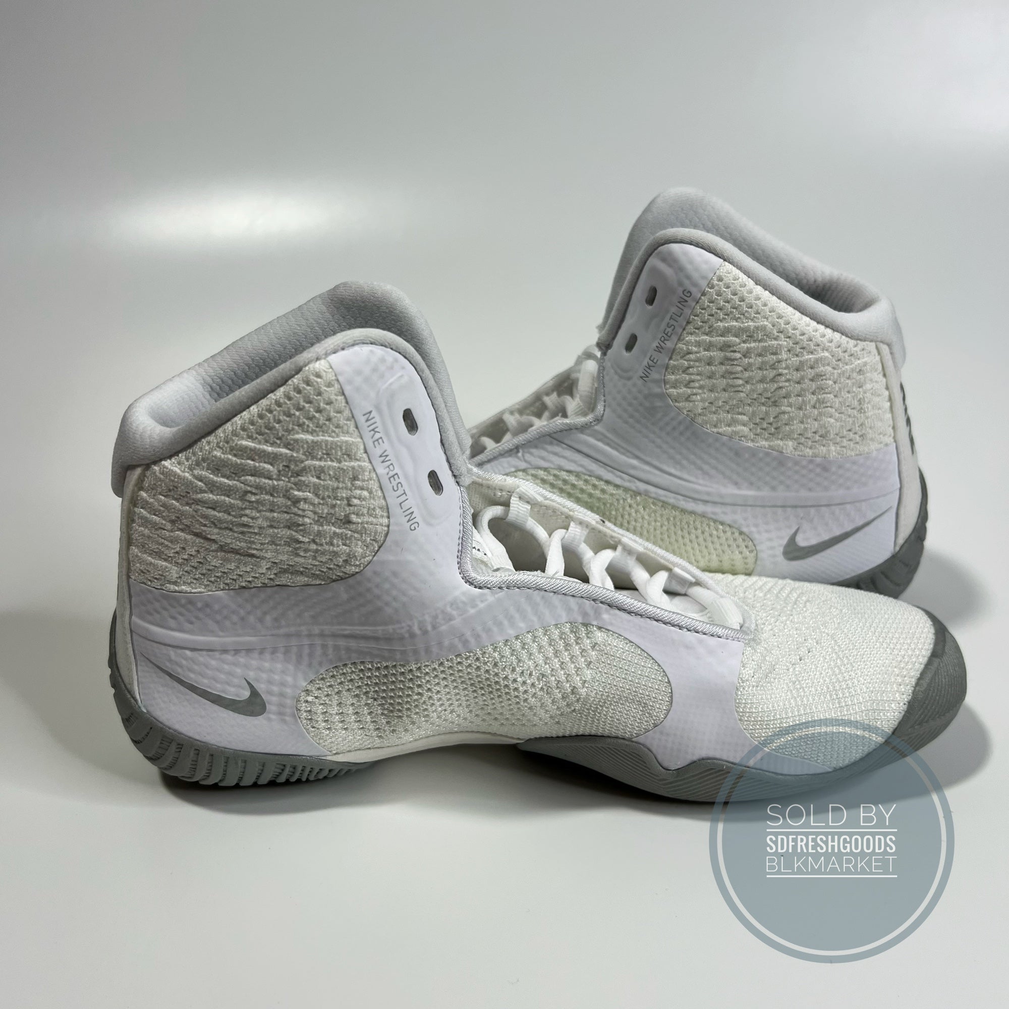 Nike Tawa Wrestling Shoes CI2952-100 White Metallic Silver Flyknit Men’s 11 New Nike Tawa Flyknit Wrestling Shoes White | Mercari main image 3