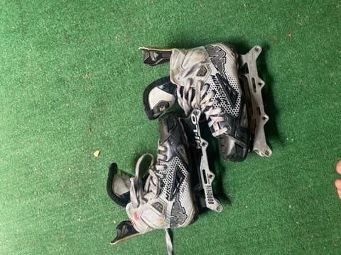 Mission Inhaler FZ-3 Hockey Skates Regular Width 7.5 (Used)