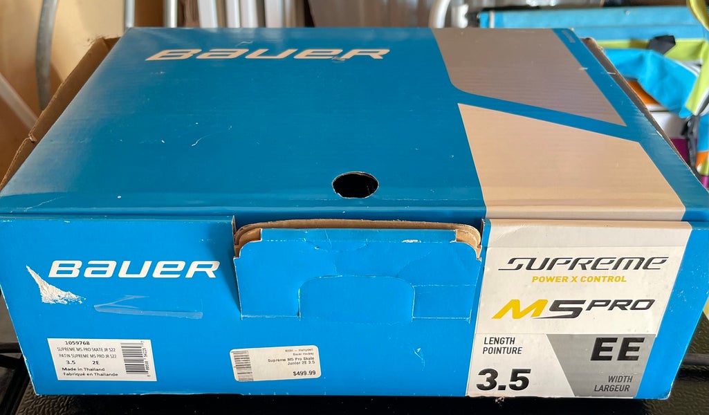 2022 Bauer Supreme M5 Pro Hockey Skates Extra Wide Width Size 3.5 (Used)