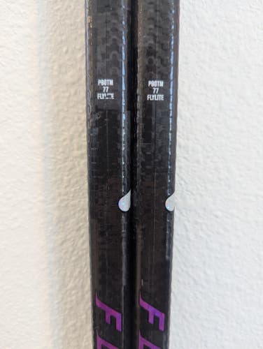 Bauer VAPOR FLYLITE Hockey Stick Left P90TM 77 flex SENIOR D1 Pro Stock   2 PACK