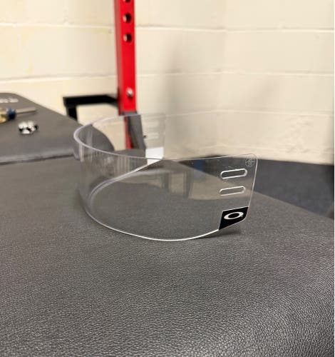 Oakley straight thin hockey visor (Used)