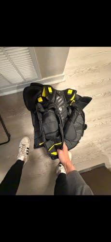 Medium Bauer Shadow Goalie Chest Protector