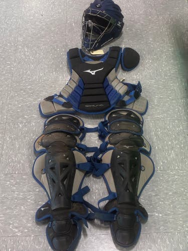 Adult Mizuno Samurai Catcher's Set (Used)