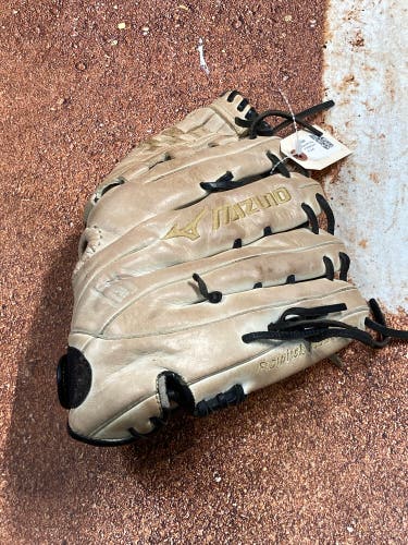 Used Mizuno MVP Prime Left Hand Throw Softball Glove 12.5"