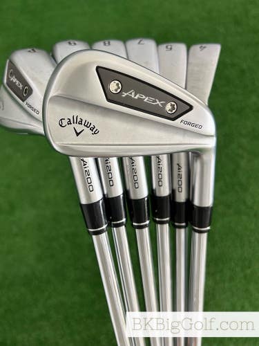Callaway Apex Ai200 24 Forged Iron Set 4-P / Dynamic Gold 100 Stiff