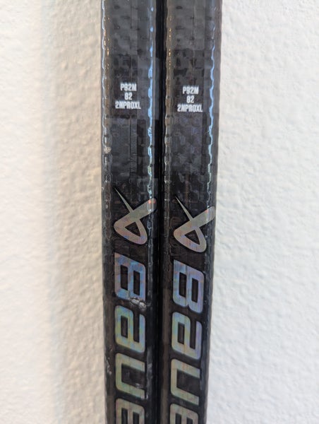 Bauer NEXUS 2NPRO XL Hockey Stick Left P92M 82 flex SENIOR D1 Pro Stock Dressed as Tracer 2 PACK