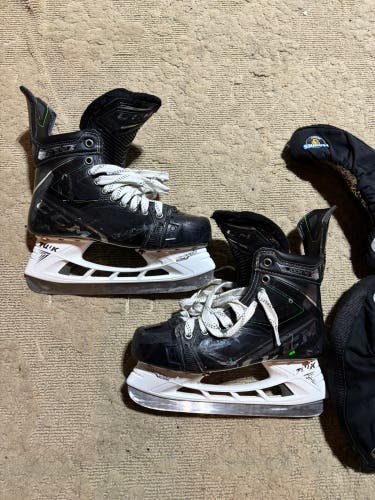 CCM Ribcor 100k Pro Hockey Skates Regular Width Size 6.5 (Used)