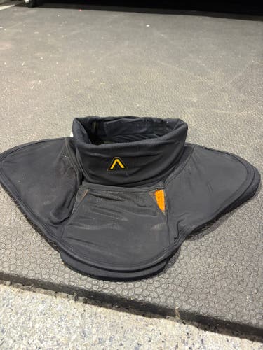 Large CCM Goalie Ageis Pro Neck Guard (Used)