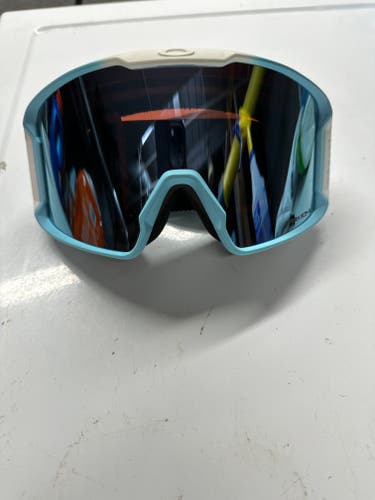 Oakley Line miner Snowboard Goggles (Used)