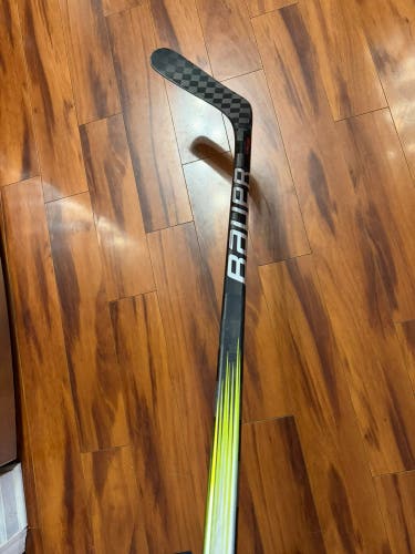 Senior Bauer Vapor Hyperlite 2 Left Hand Hockey Stick P90TM 87 Flex (New)