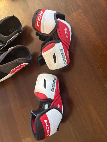 Senior Large CCM JetSpeed FT6 Elbow Pads (Used)