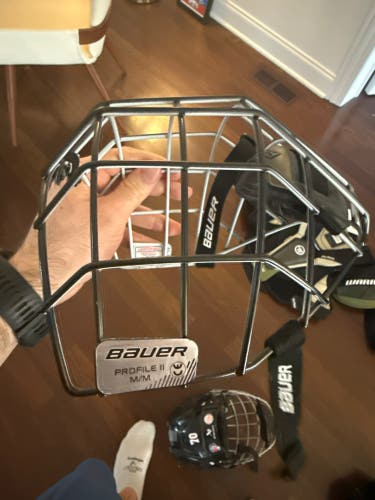 Medium Bauer Profile II Facemask Full Cage (New)