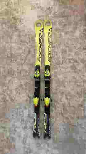 Unisex Racing 145 cm Fischer RC4 WC GSJ Skis With Bindings Max Din 10 (Used)