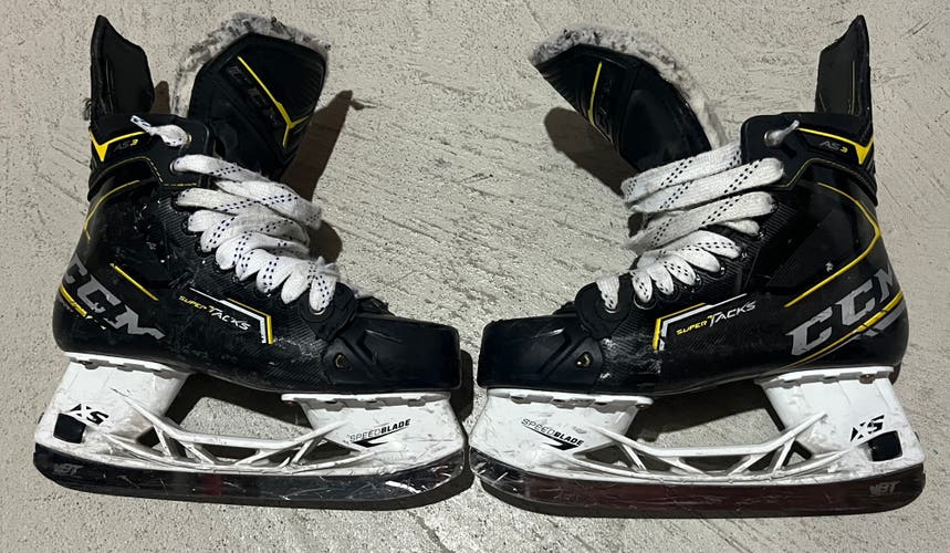 CCM Super Tacks AS3 Hockey Skates Regular Width Size 6.5 (Used)
