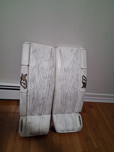 31" 2017 Brian's GNETiK 8.0 Goalie Leg Pads (Used)