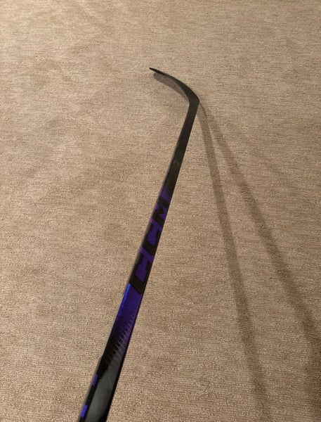 Intermediate CCM Ribcor Trigger 10 Pro Right Handed Hockey Stick P29 55 Flex (New)