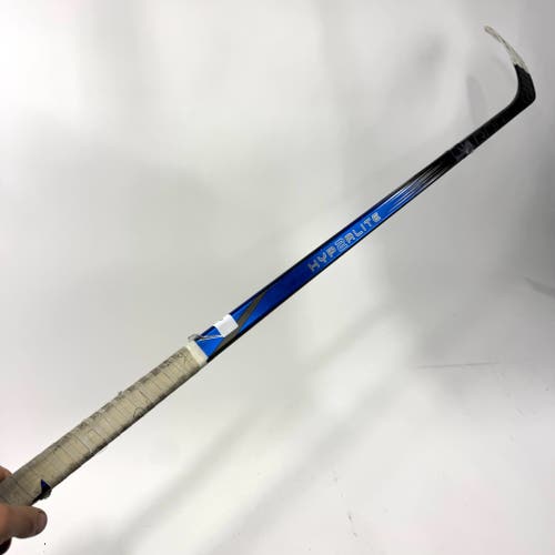 Repaired Right Handed Bauer Blue Hyperlite 2 - P28 Curve - 77 Flex - #QQ987