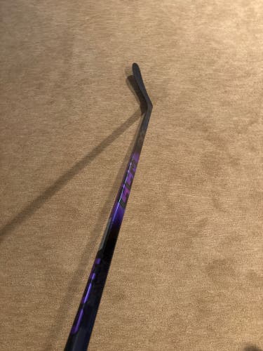 Intermediate CCM Ribcor Trigger 10 Pro Left Hand Hockey Stick P28 65 Flex (New)