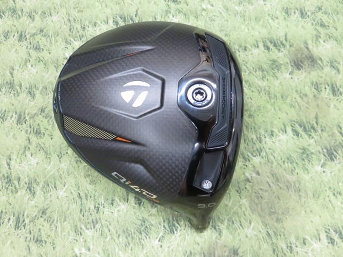 MINT * Taylormade QI4D LME LS 9* Driver Head #252