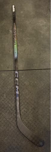 Intermediate CCM Ribcor Trigger 8 Pro Right Handed Hockey Stick P88 70 Flex Pro Stock (New)