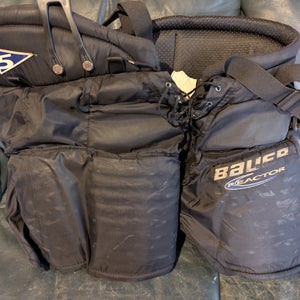 Senior Medium Bauer Reactor Hockey Goalie Pants (Used)