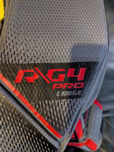 Large Warrior Ritual G4 Pro Goalie Chest Protector (Used)