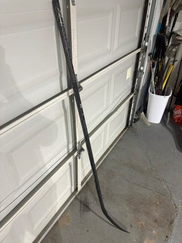 Senior Bauer Nexus Tracer Right Handed Custom Black 70 Flex P28