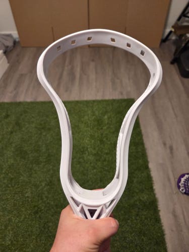 Signature Unstrung Contract Offense Head (New)
