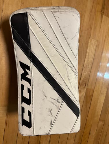 CCM EFLEX 5.9 Blocker Int Regular