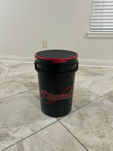 Diamond Baseballs 36 Pack (3 Dozen) (Used)