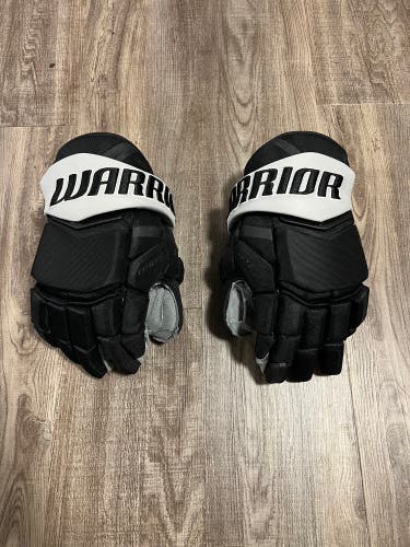 * New Pro stock LA Kings Alex Edler 14” Warrior QRL Pro Gloves *