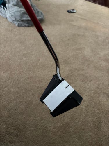 2023 Odyssey White Hot Versa Twelve CS Mallet Right Handed Putter 35" (Used)