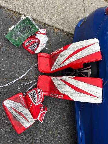 33" +2 CCM Axis XF Pro Regular Goalie Full Set with EXTRA glove and blocker (Used)
