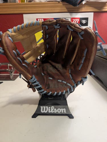 Infield RH Wilson A1850 PRO9 Baseball Glove 12.5" (Used)