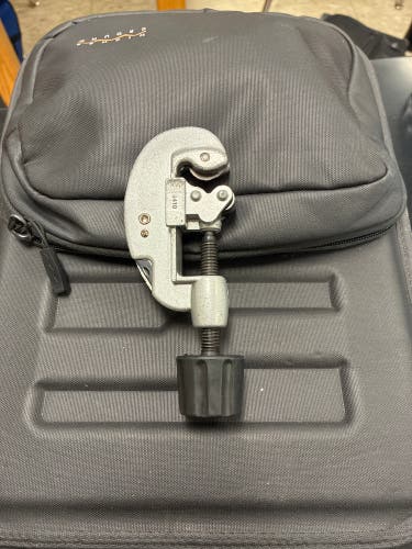 Copper pipe cutter