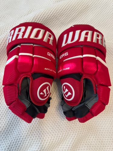 Warrior Covert QR6 Pro Senior Hockey Gloves Red White 14