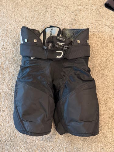 Senior Medium Reebok 11K Hockey Pants (Used)