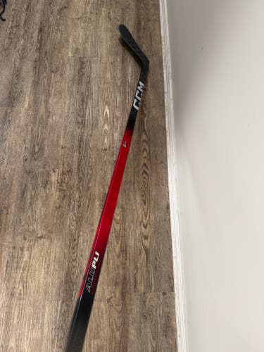 Senior CCM JetSpeed FT8 Pro Left Hand Hockey Stick P28 75 Flex Pro Stock (New)