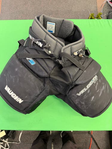 Intermediate Large Vaughn Velocity V9 Hockey Goalie Pants (Used)