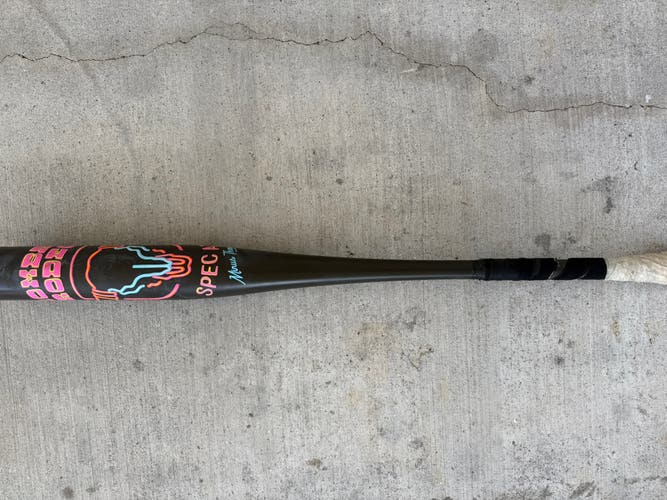 2026 Combat MFG Spec A1 Alloy BBCOR Certified Bat (-3) 30 oz 33" (Used)
