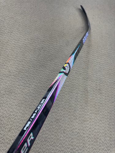 Senior Bauer Proto2 Right Handed Hockey Stick P92 65 Flex (New)