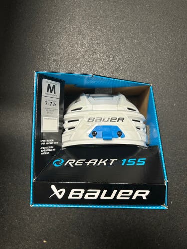 Medium Bauer Re-Akt 155 Helmet (New)