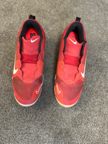 Red Men's Size M 9.0 (W 10.0) Adult Nike Trout Low Top Metal (Used)