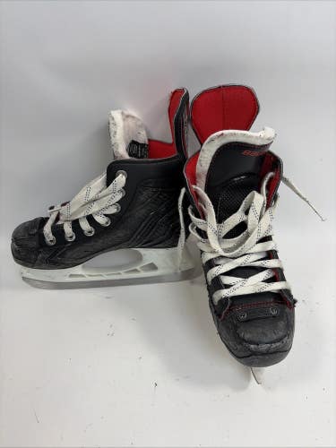 Bauer Vapor X350 Ice Hockey Skates, Y13R