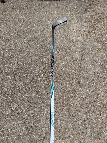 Intermediate Bauer Team Nexus Right Handed Hockey Stick P90TM 70 Flex (New)