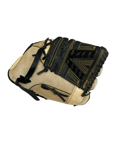 Used Franklin 22430 RH Throw Fastpitch Gloves White 11" 11692-S000149698