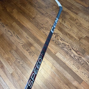Intermediate CCM JetSpeed FT5 Pro Right Handed Hockey Stick P29 55 Flex (Used)
