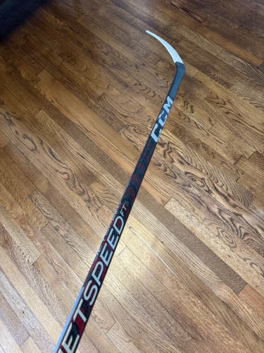 Intermediate CCM JetSpeed FT5 Pro Right Handed Hockey Stick P29 55 Flex (Used)