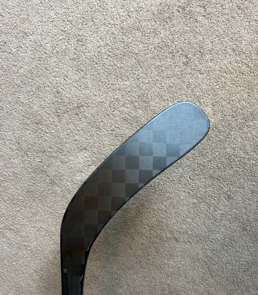 Senior Bauer Nexus Tracer Left Hand Hockey Stick P88 77 Flex (Used)